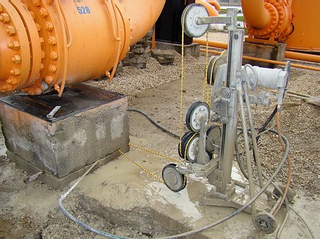 gyémántköteles betonvágás